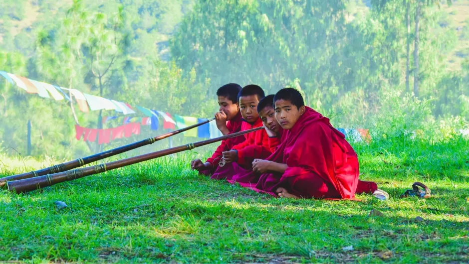 Bhutan Reisen: Junge Mönche in Bhutan
