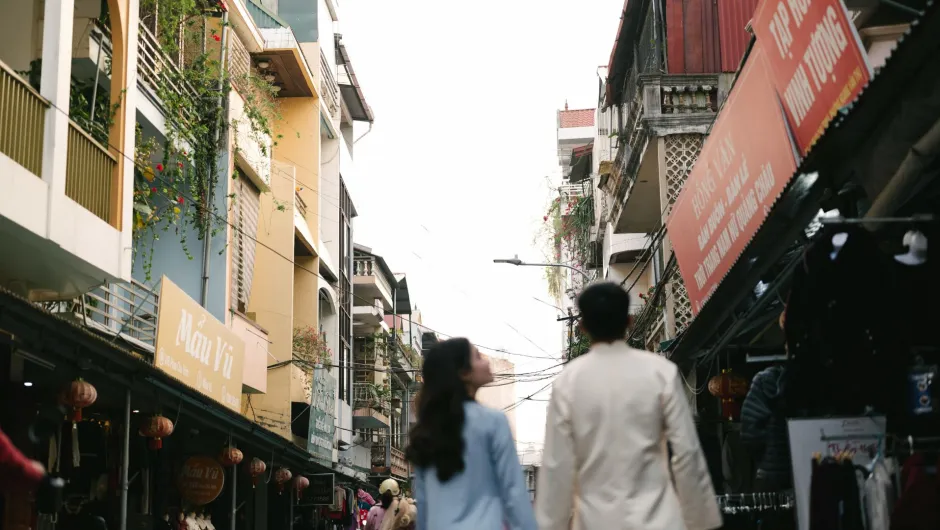Insider Tipp Vietman: Eine Gasse mit einheimischen Geschäften zum entdecken.