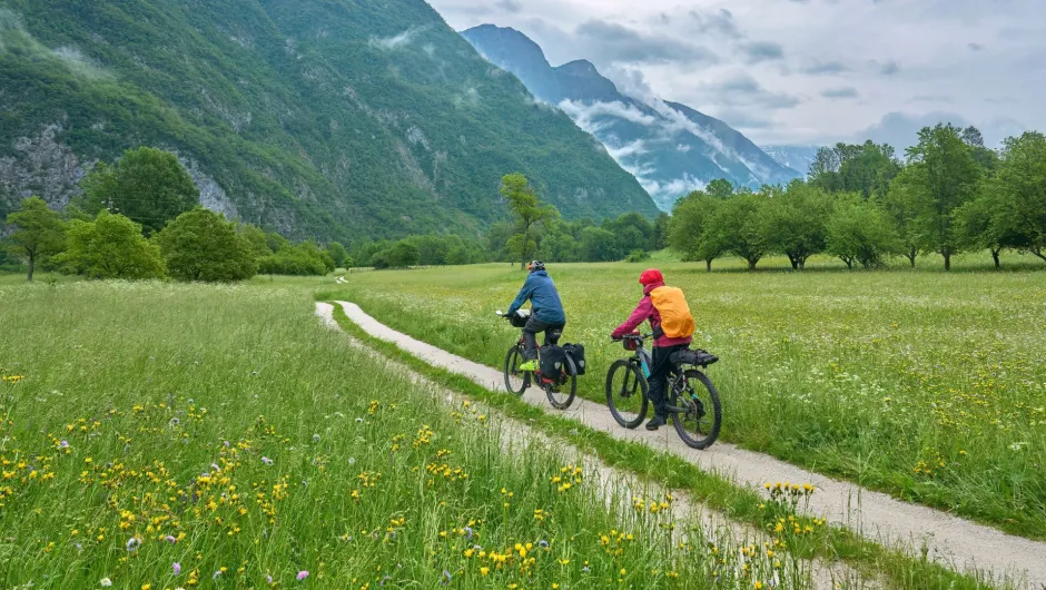 Reisearten Aktivreisen: Wandern- und Radreisen.