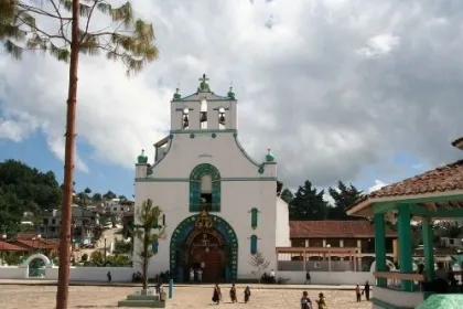 Das traditionelle Dorf San Juan Chamula in Mexiko