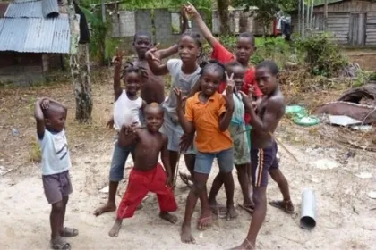 Lokales Projekt mit Kindern in Suriname