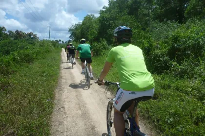 Mountainbiking, Suriname.