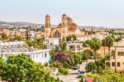 Zypern reisen, Luftaufnahme der Stadt Paphos.