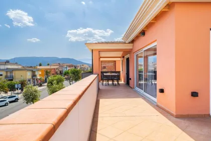 Unterkunft in Tortoli, Sardnien mit Balkon.