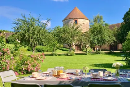 Hotel le fermern neron.
