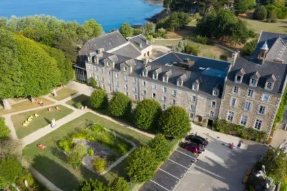 Bretagne Wanderreise - Abbey St Jacut.