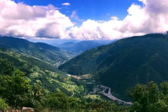 Entdecke die wunderschöne Umgebung auf deiner aktiven Nepal Reise