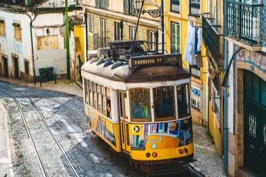 bahn in Lisbon.