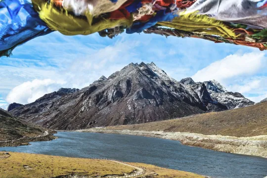 Assam Reise in Indien Thumb.